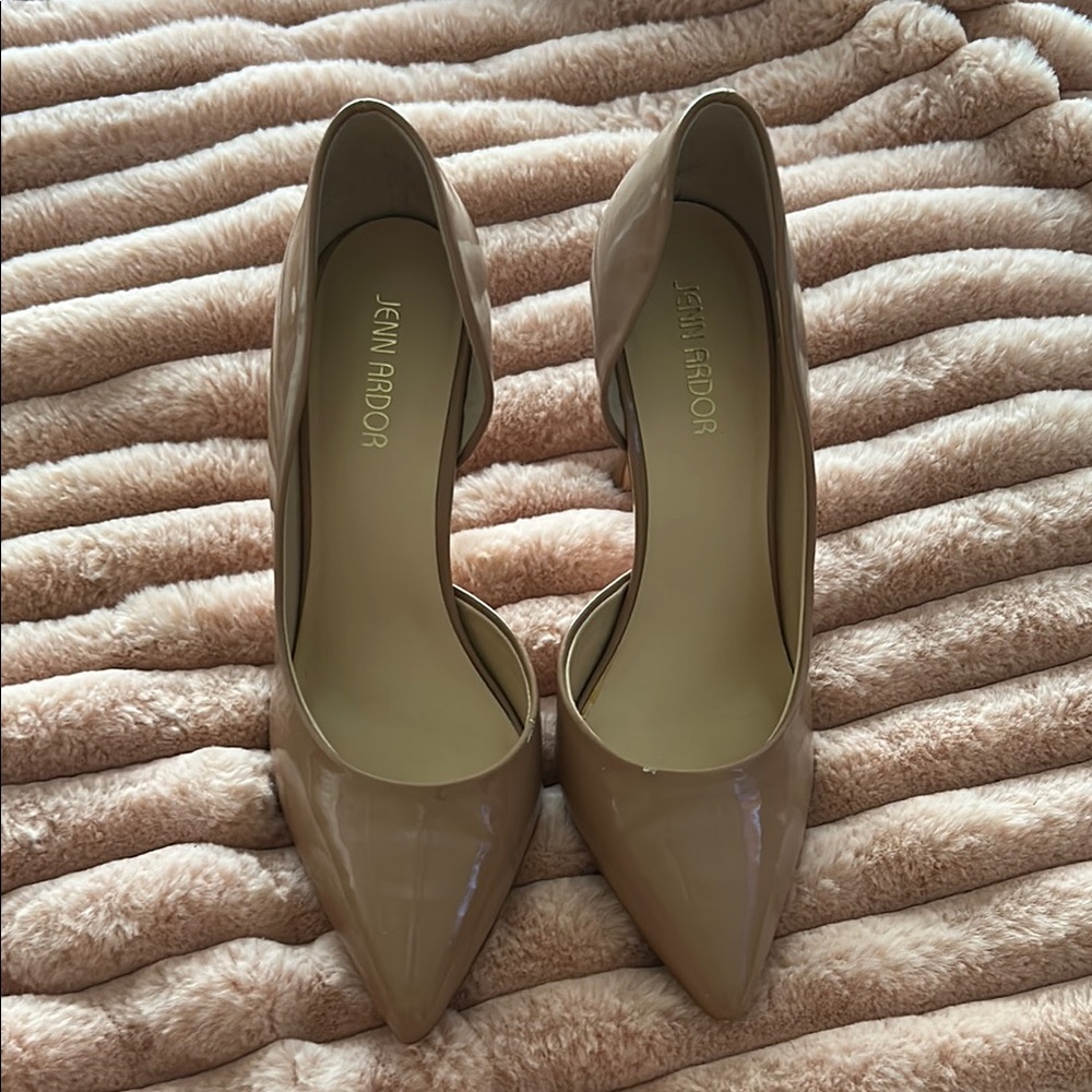 Jenn Ardor Women's Tan Pumps
